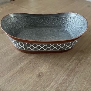 Oval Tin Basket with Handles patterned with Copper Color Trim